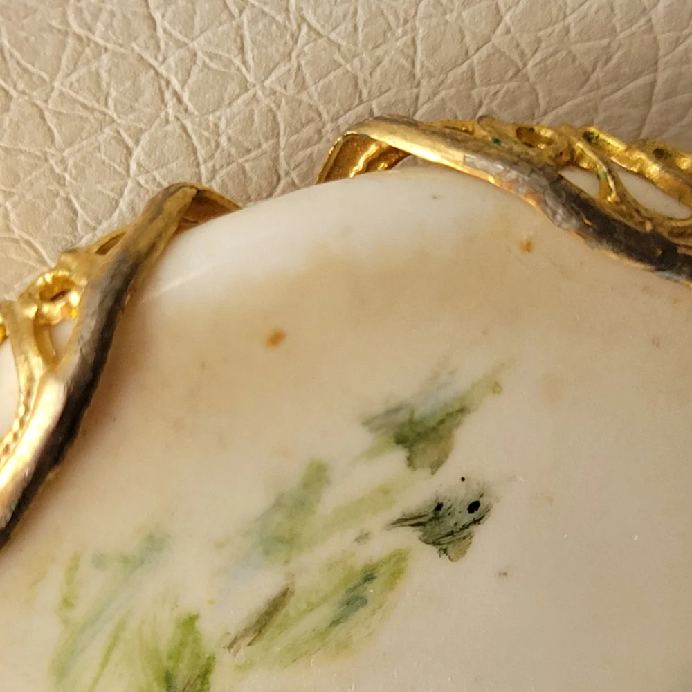 Vintage pretty painted